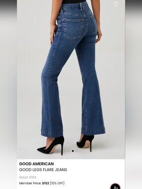 Good American Good Legs Flare Jeans in Denim Blue